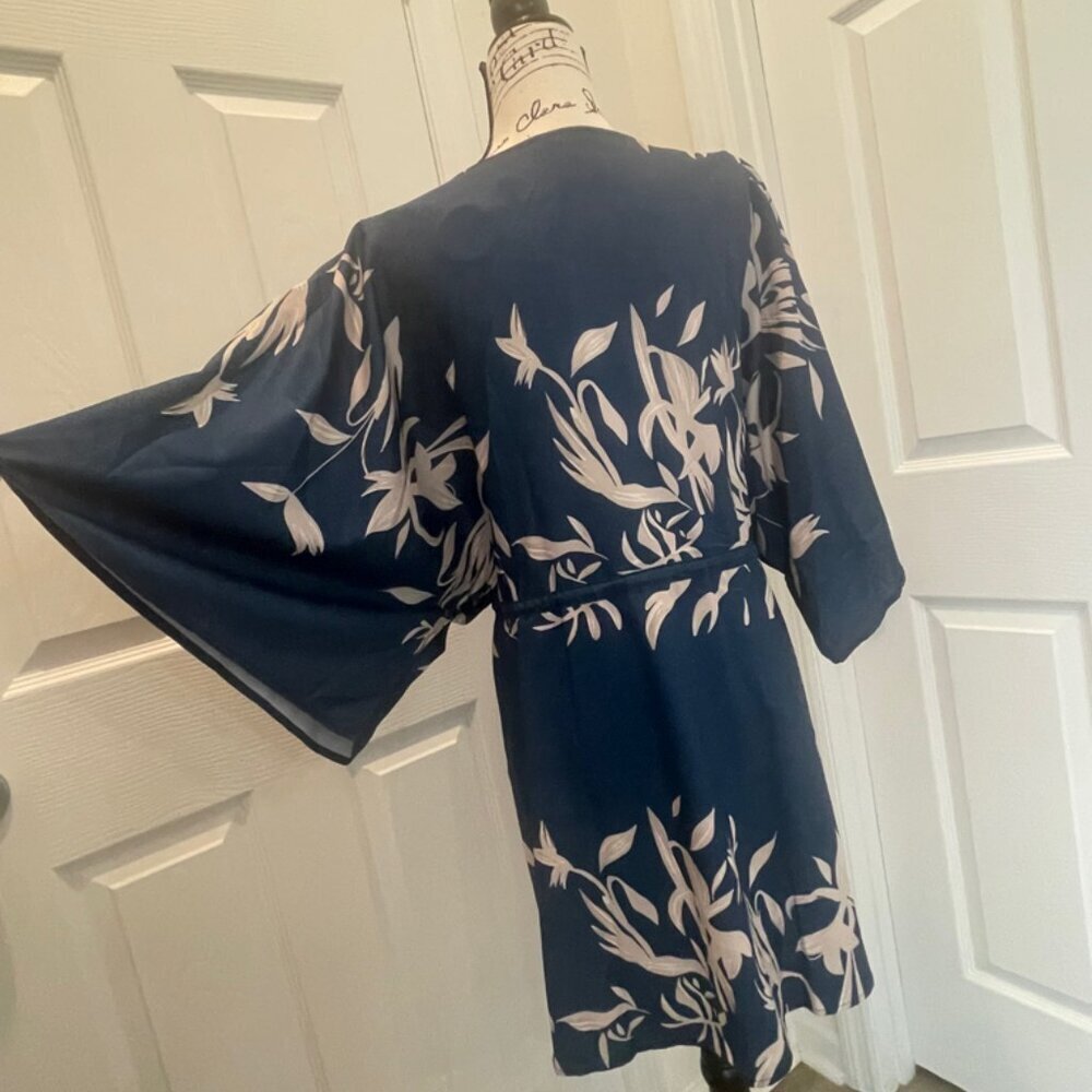 CUPSHE DRESS OVERSIZED SZ M  FLARED SLEEVES NAVY BLUE TAN BEACHY CHIC SUMMER - Picture 11 of 16